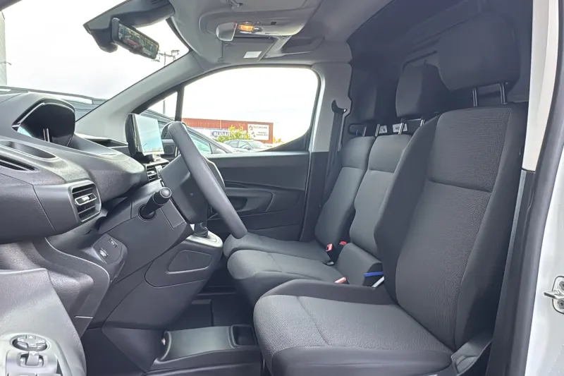 Image secondaire du véhicule 10