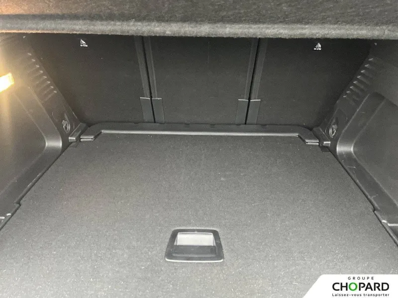 Image secondaire du véhicule 14