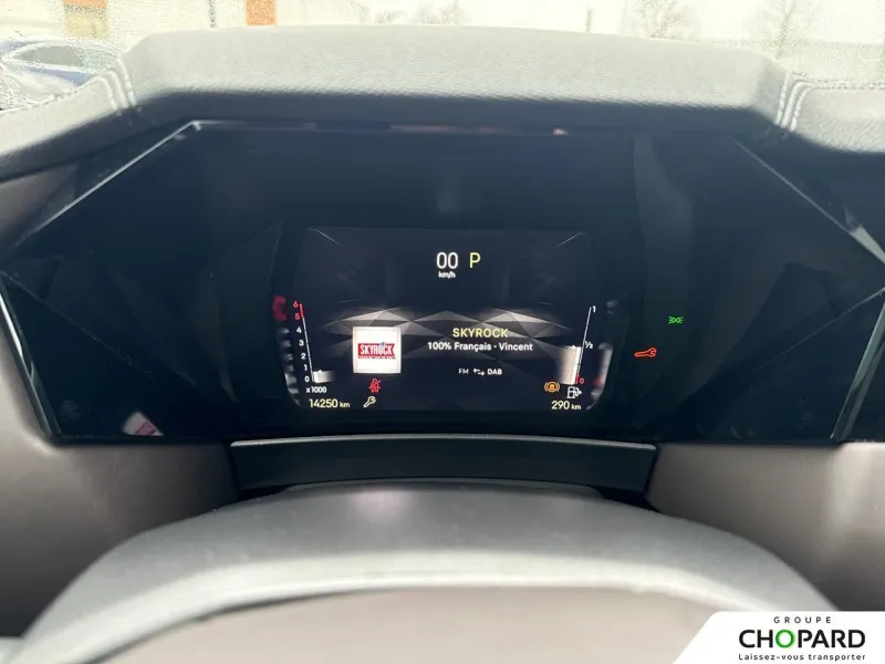 Image secondaire du véhicule 22