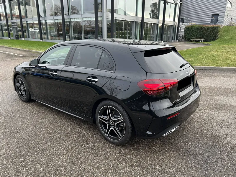 Image secondaire du véhicule 3