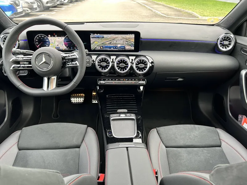 Image secondaire du véhicule 7