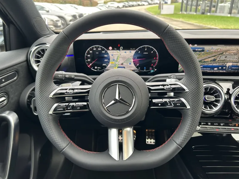 Image secondaire du véhicule 8