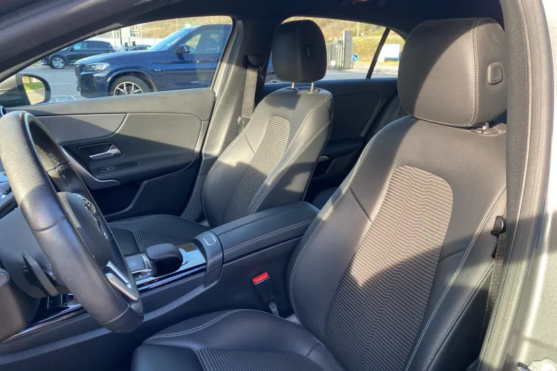 Image secondaire du véhicule 11