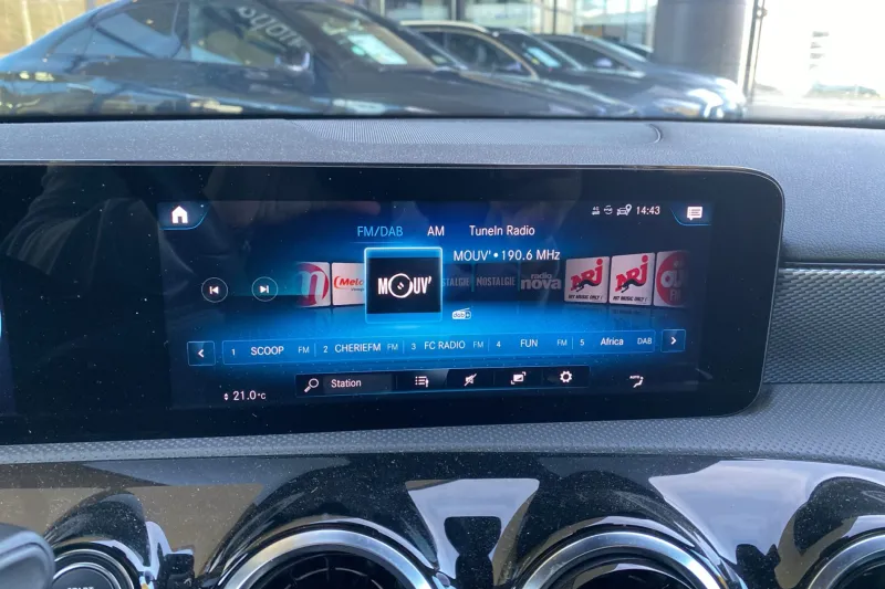 Image secondaire du véhicule 18