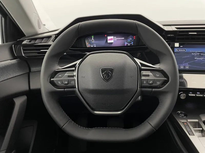 Image secondaire du véhicule 24