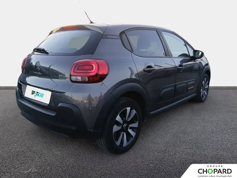 Image secondaire du véhicule 9