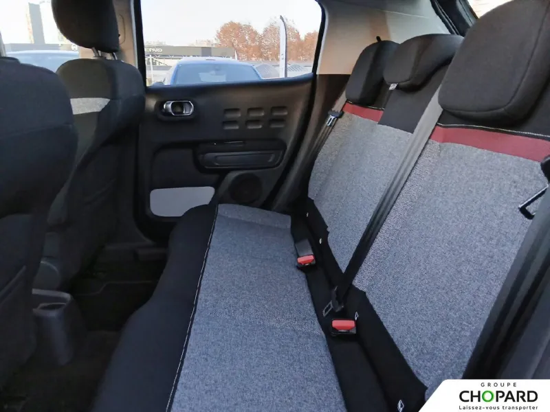 Image secondaire du véhicule 12