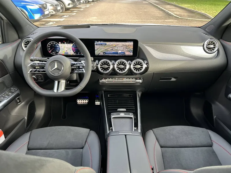 Image secondaire du véhicule 6