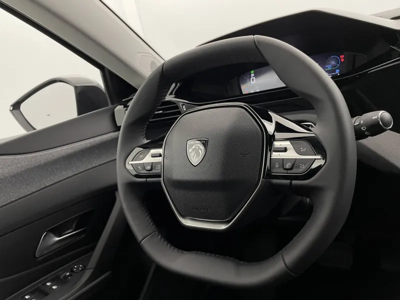 Image secondaire du véhicule 30