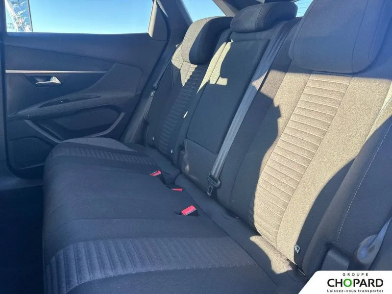 Image secondaire du véhicule 12