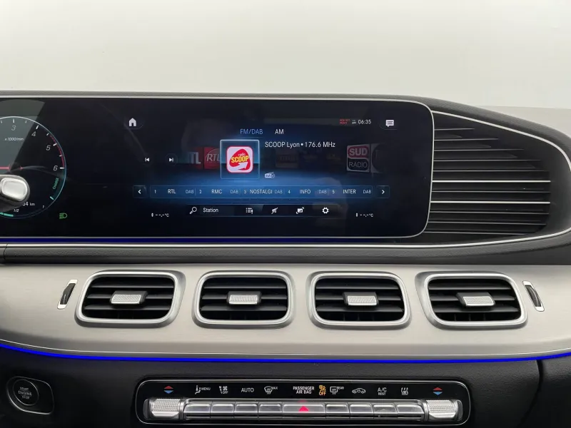 Image secondaire du véhicule 22