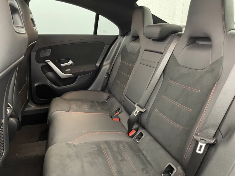 Image secondaire du véhicule 17