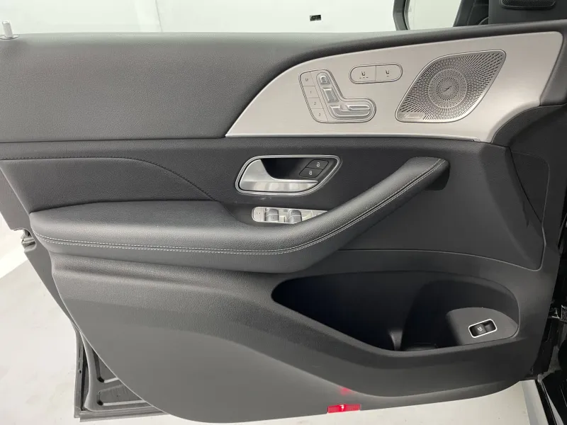 Image secondaire du véhicule 35