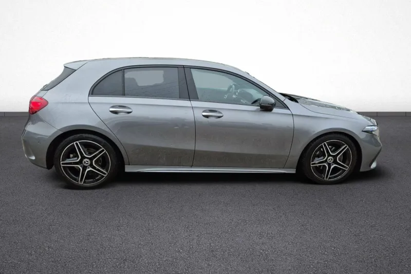 Image secondaire du véhicule 8