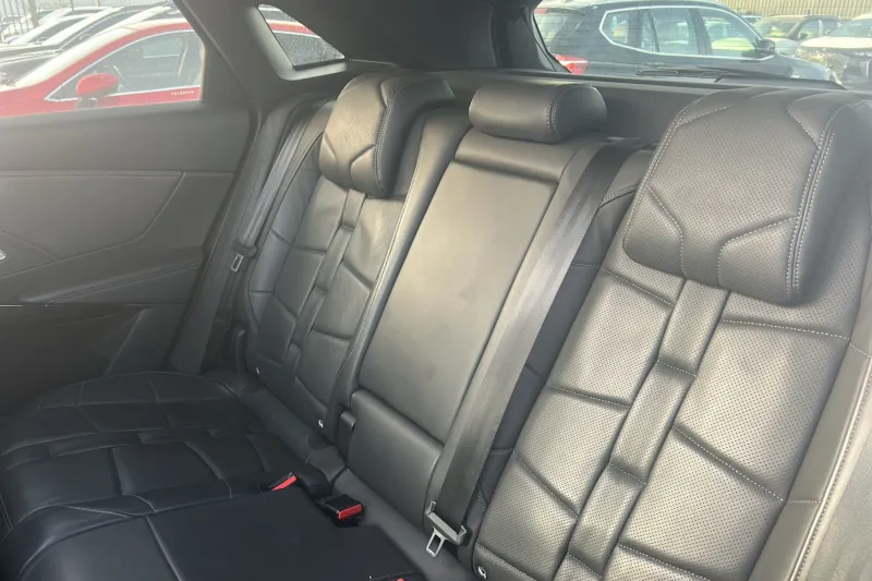 Image secondaire du véhicule 14