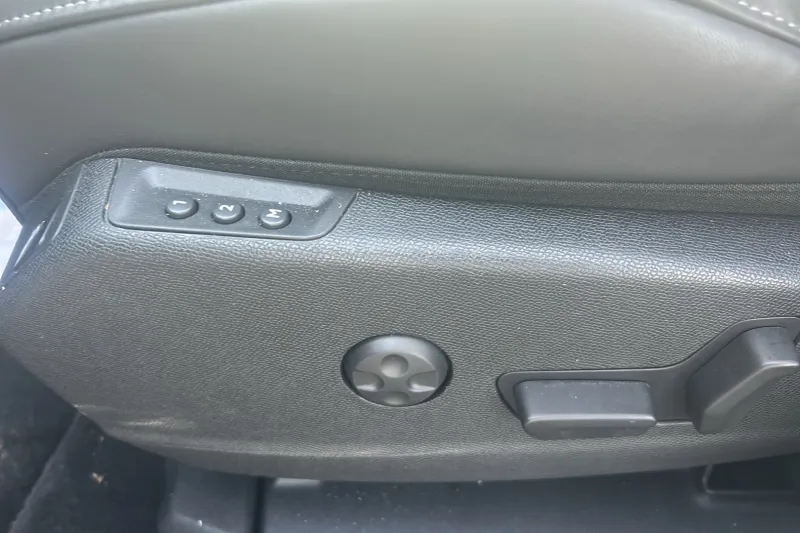 Image secondaire du véhicule 15