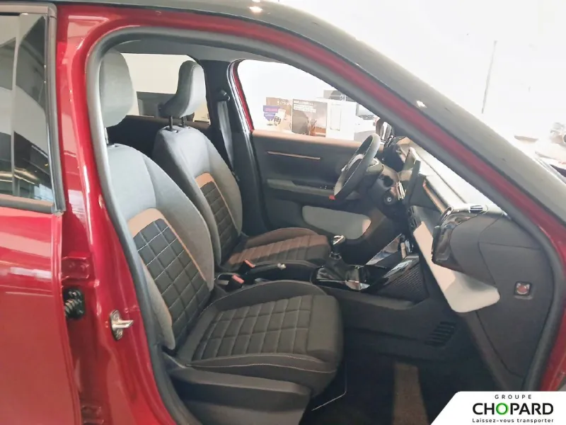 Image secondaire du véhicule 25