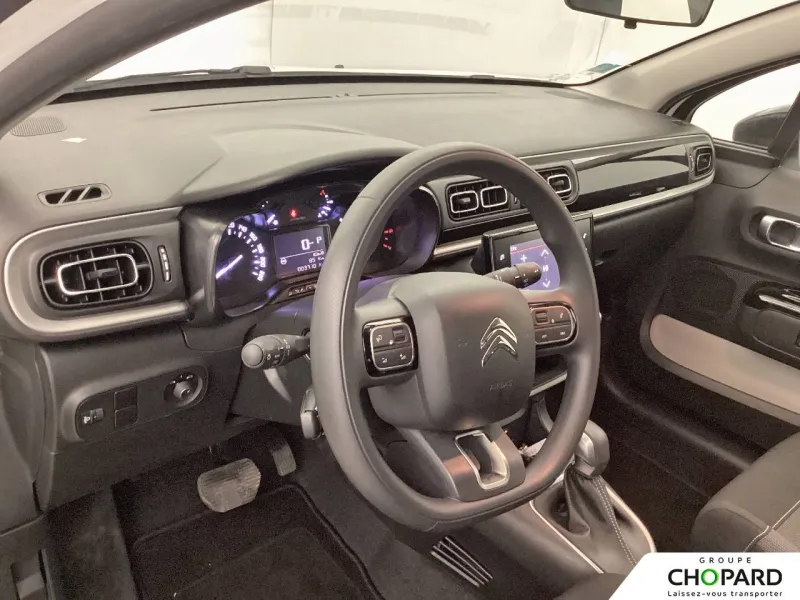 Image secondaire du véhicule 11