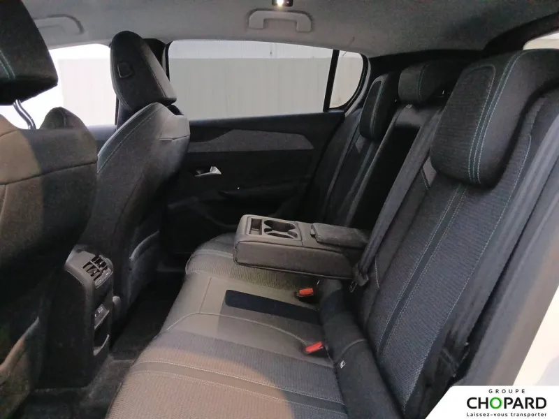 Image secondaire du véhicule 12