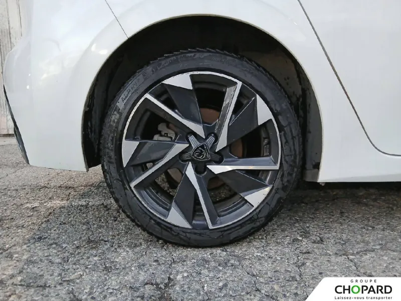 Image secondaire du véhicule 13