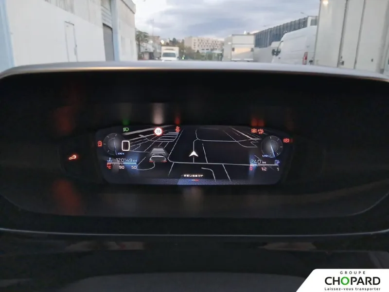 Image secondaire du véhicule 22