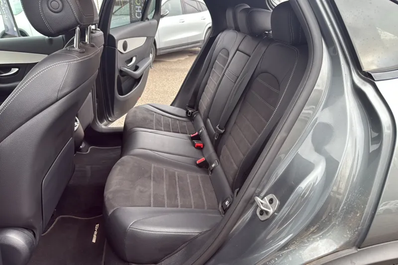 Image secondaire du véhicule 12