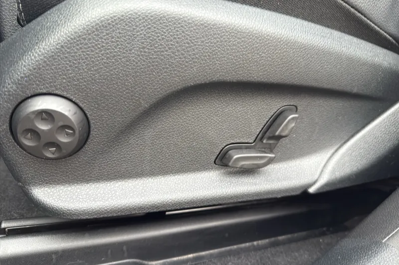 Image secondaire du véhicule 34