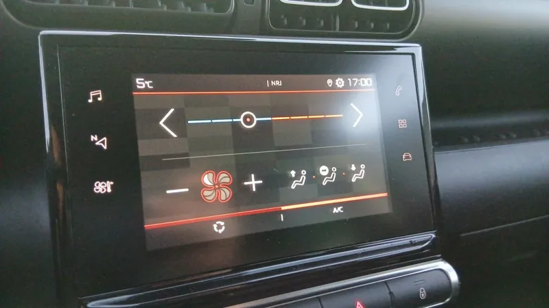 Image secondaire du véhicule 17