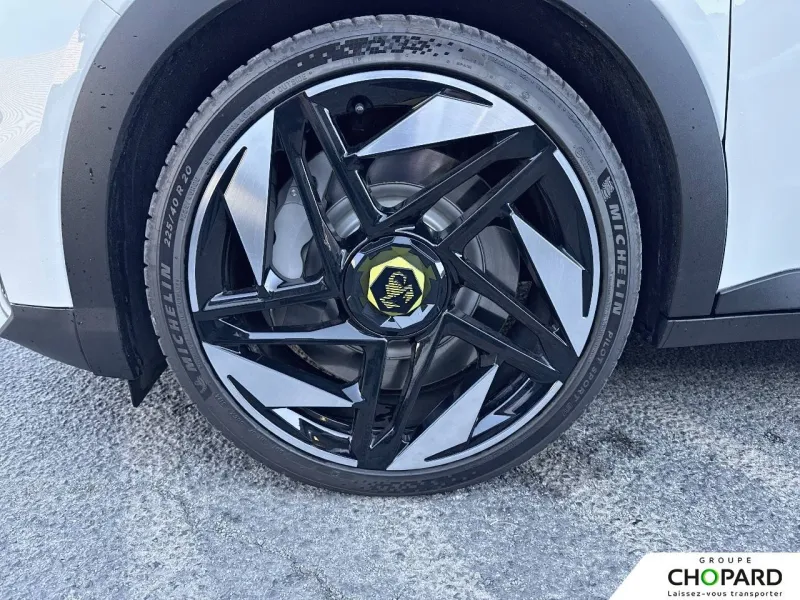 Image secondaire du véhicule 22