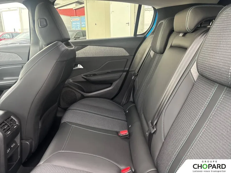 Image secondaire du véhicule 12