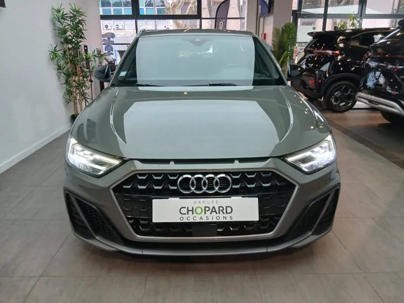 Image secondaire du véhicule 4