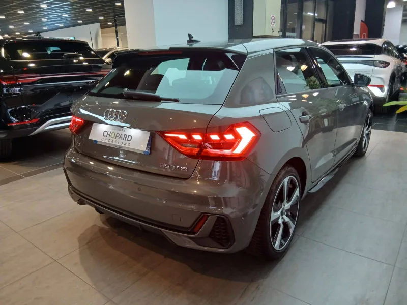 Image secondaire du véhicule 6