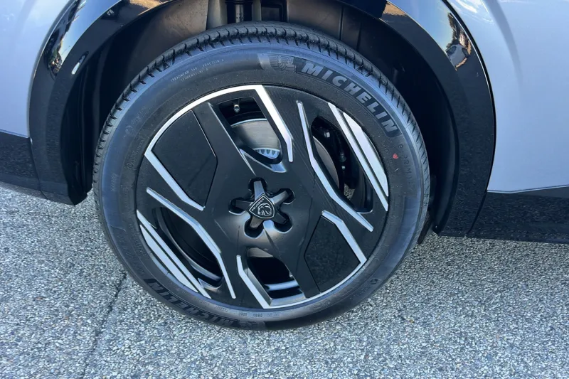 Image secondaire du véhicule 13