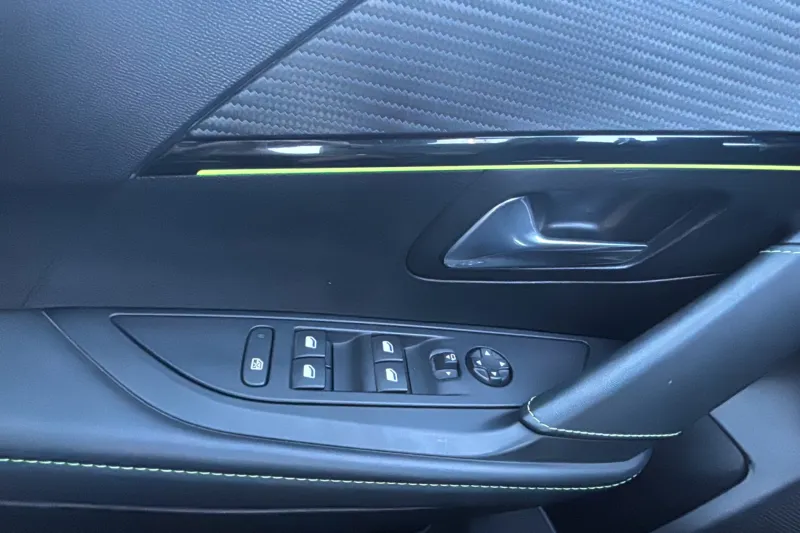 Image secondaire du véhicule 25