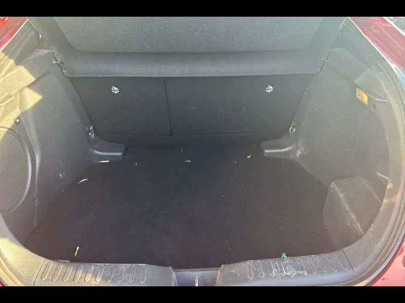 Image secondaire du véhicule 10