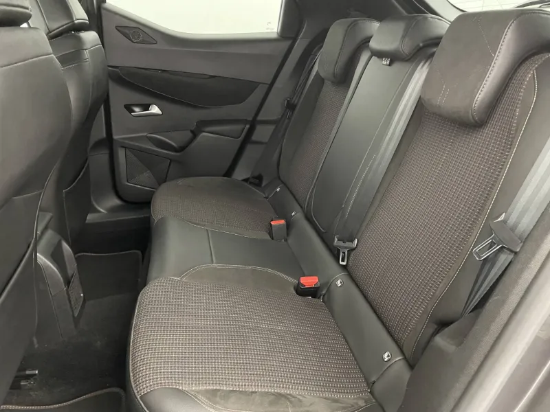 Image secondaire du véhicule 16