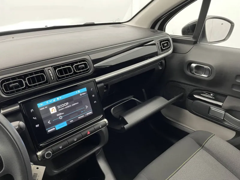 Image secondaire du véhicule 26