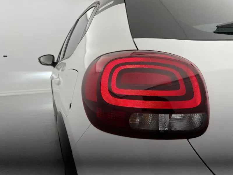 Image secondaire du véhicule 29