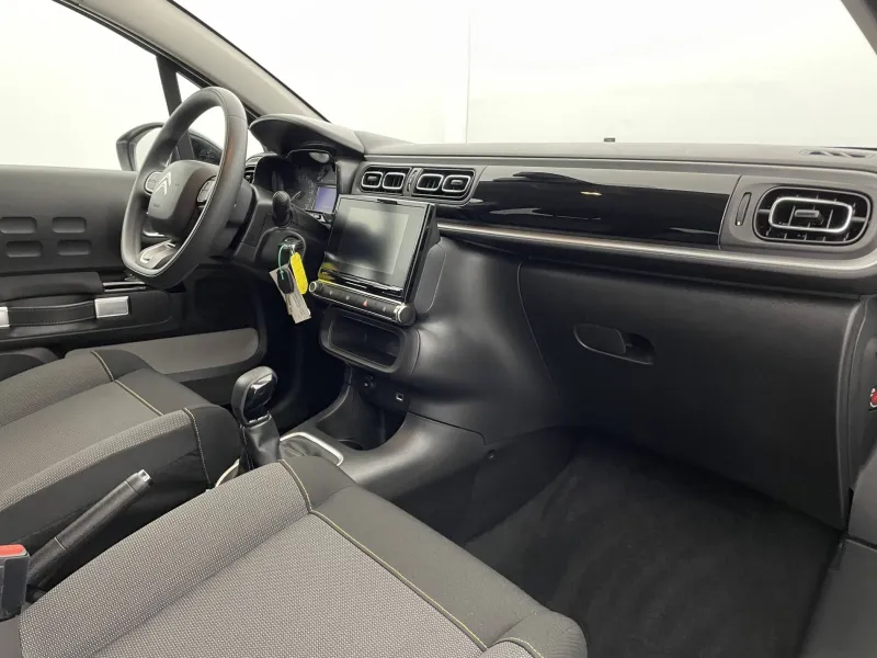 Image secondaire du véhicule 32