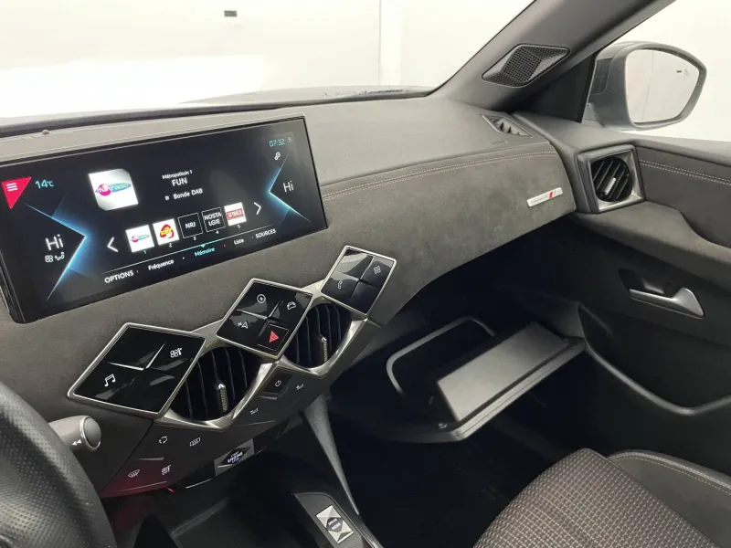 Image secondaire du véhicule 32