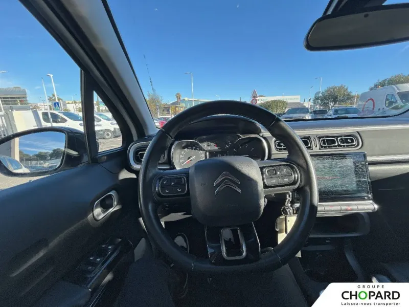 Image secondaire du véhicule 15