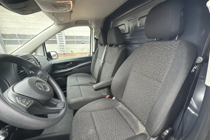 Image secondaire du véhicule 12