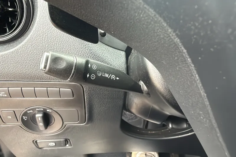 Image secondaire du véhicule 16