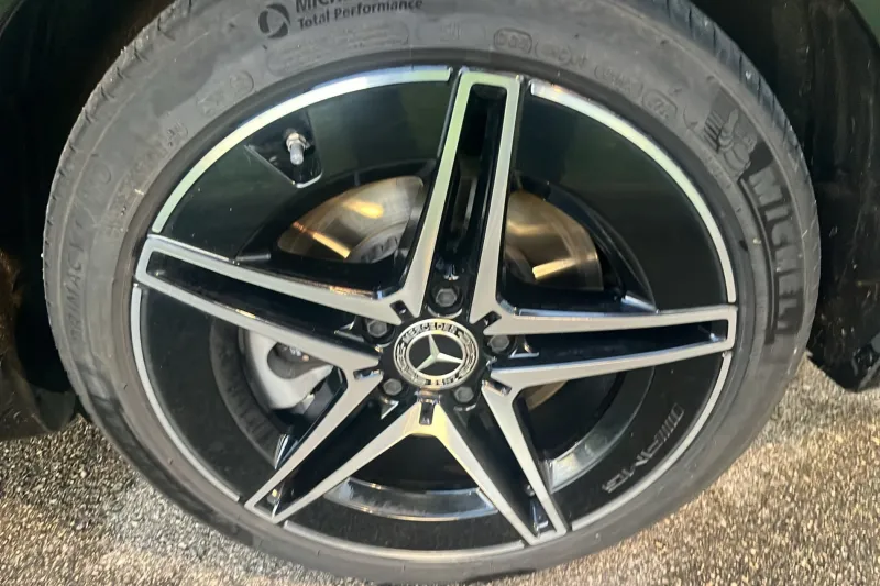 Image secondaire du véhicule 13