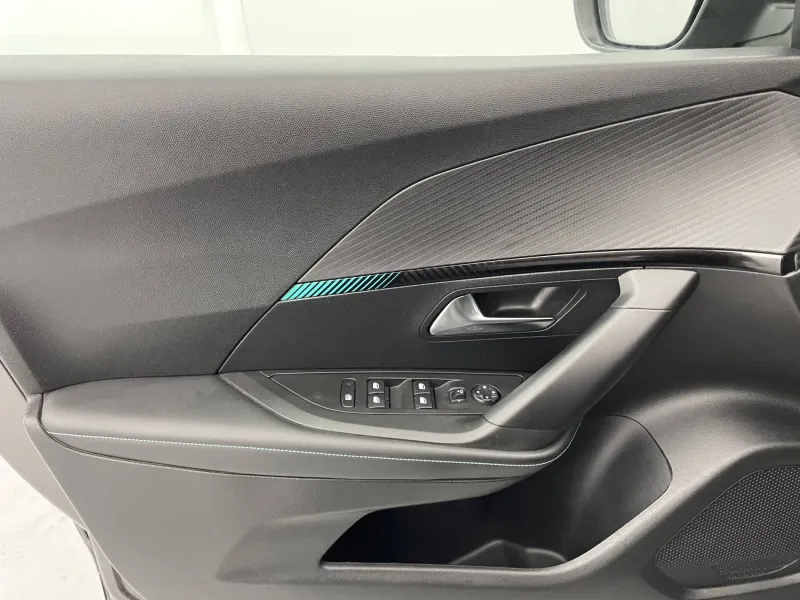 Image secondaire du véhicule 25