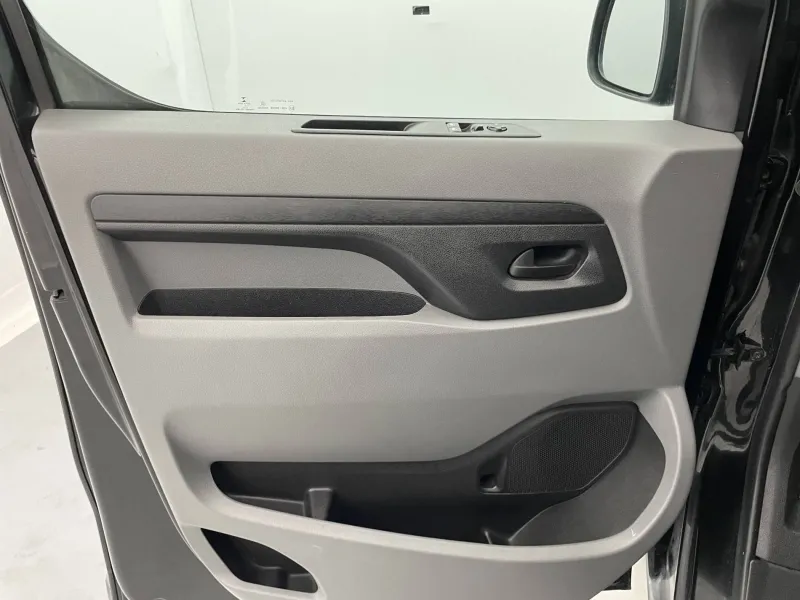 Image secondaire du véhicule 27