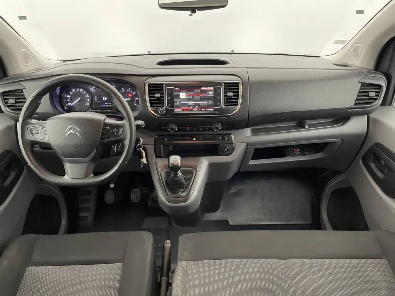 Image secondaire du véhicule 30