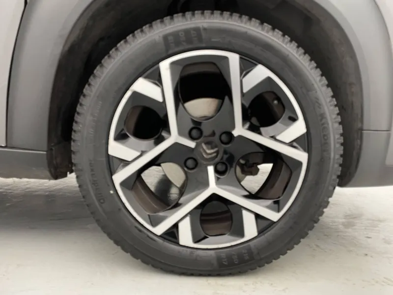 Image secondaire du véhicule 13