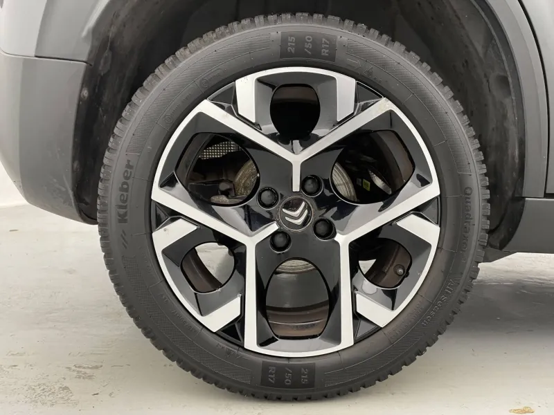 Image secondaire du véhicule 14