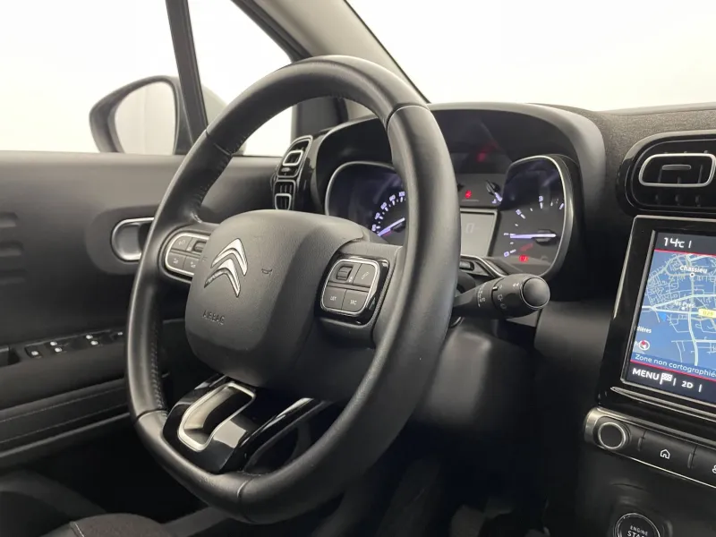 Image secondaire du véhicule 25